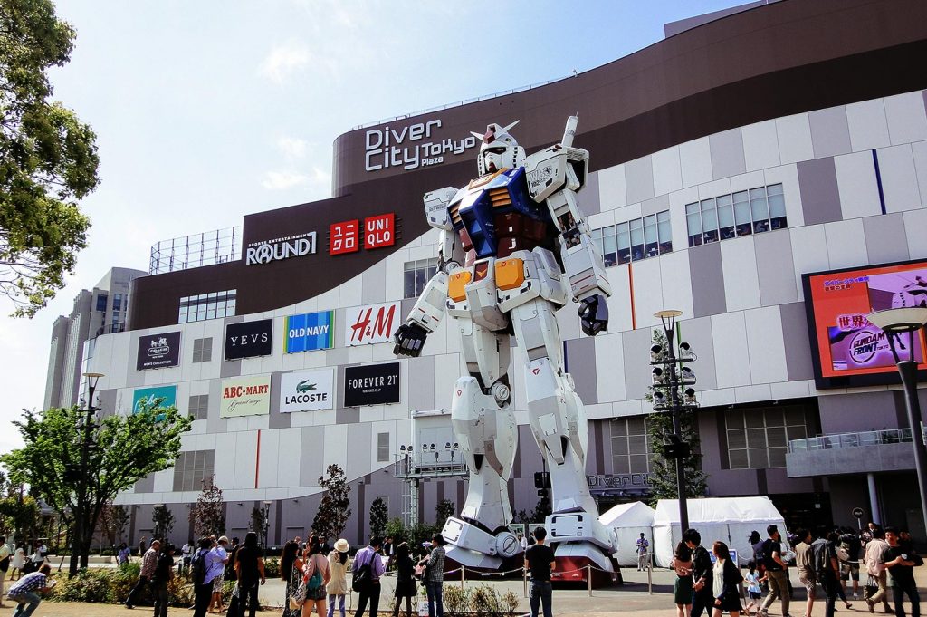 Shopping in Tokyo DiverCity