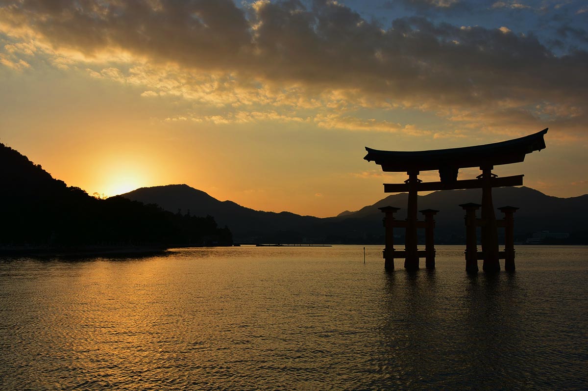 Miyajima Island – The Island of The Floating Torii Gate
