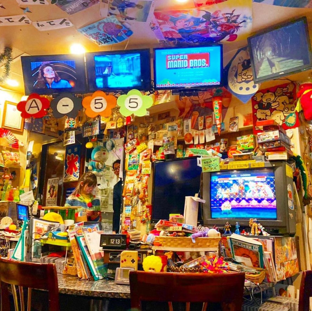 8 Unusual themed bars in Osaka - Your Japan